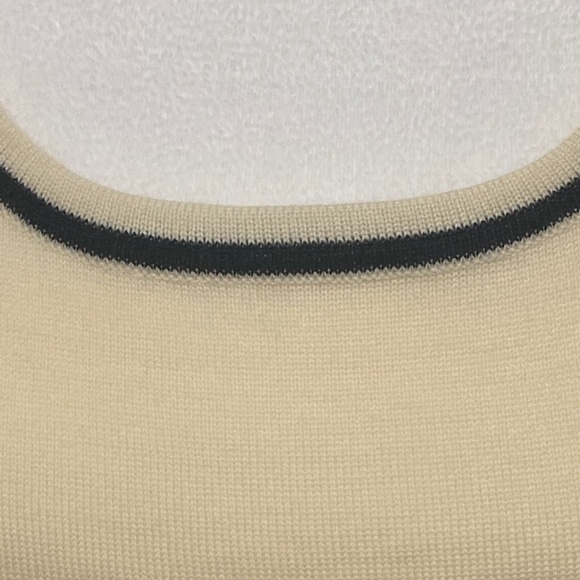 Escada Sleeveless Top, Cream and Black, Size 34 (Fits Like 2 or 4 US) - Picture 6 of 13